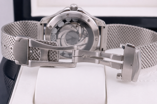 THE DEEPSEA 300 — Heritage Diver Watch